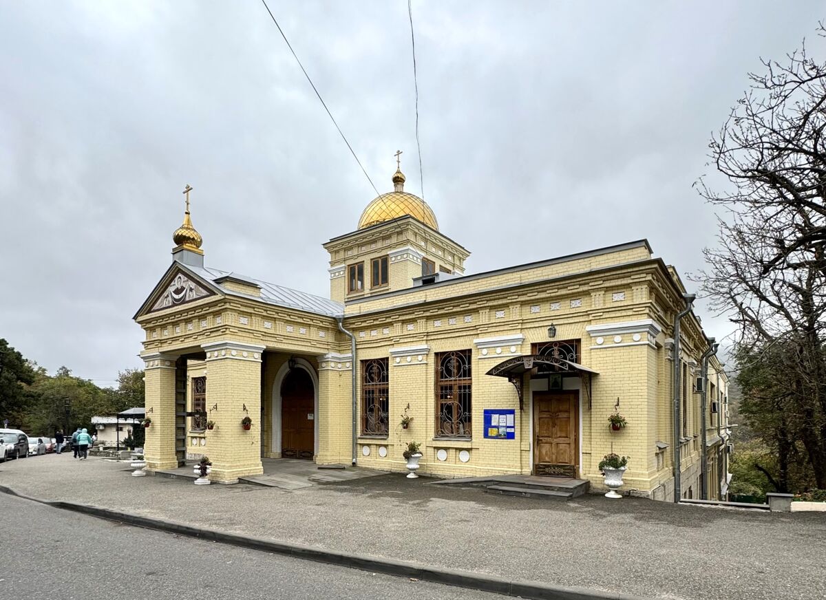 Церковь Покрова Пресвятой Богородицы, Железноводск (Железноводск, город, Ставропольский край). фасады, Вид с северо-запада