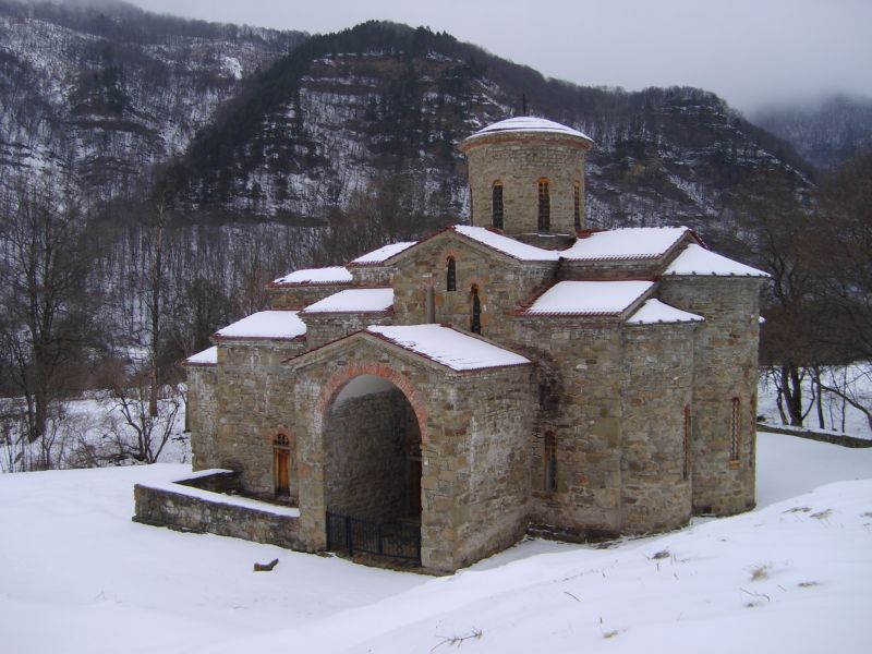 Нижний Архыз. Церковь Георгия Победоносца (Северный храм). фасады