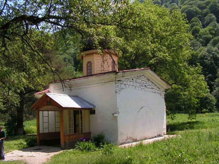 Церковь Илии пророка (Южный храм), Нижний Архыз (Зеленчукский район, Республика Карачаево-Черкесия). фасады