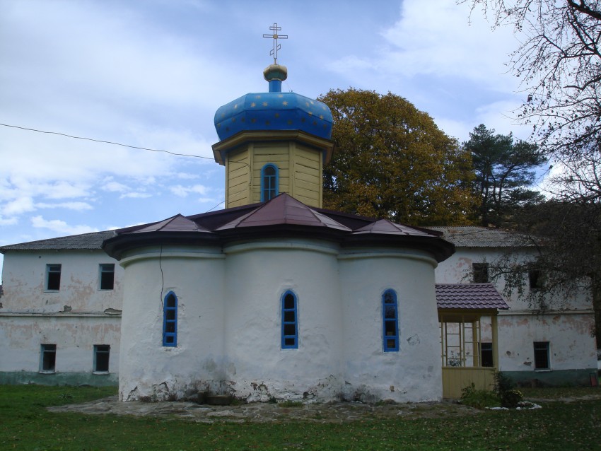 Церковь Илии пророка (Южный храм), Нижний Архыз (Зеленчукский район, Республика Карачаево-Черкесия). фасады