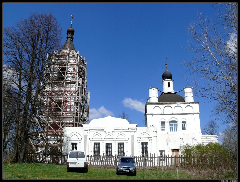Церковь Троицы Живоначальной, Запажье (Жуковский район, Калужская область). фасады