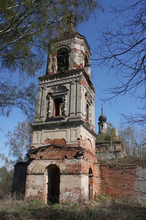Церковь Троицы Живоначальной, Запажье (Жуковский район, Калужская область). фасады
