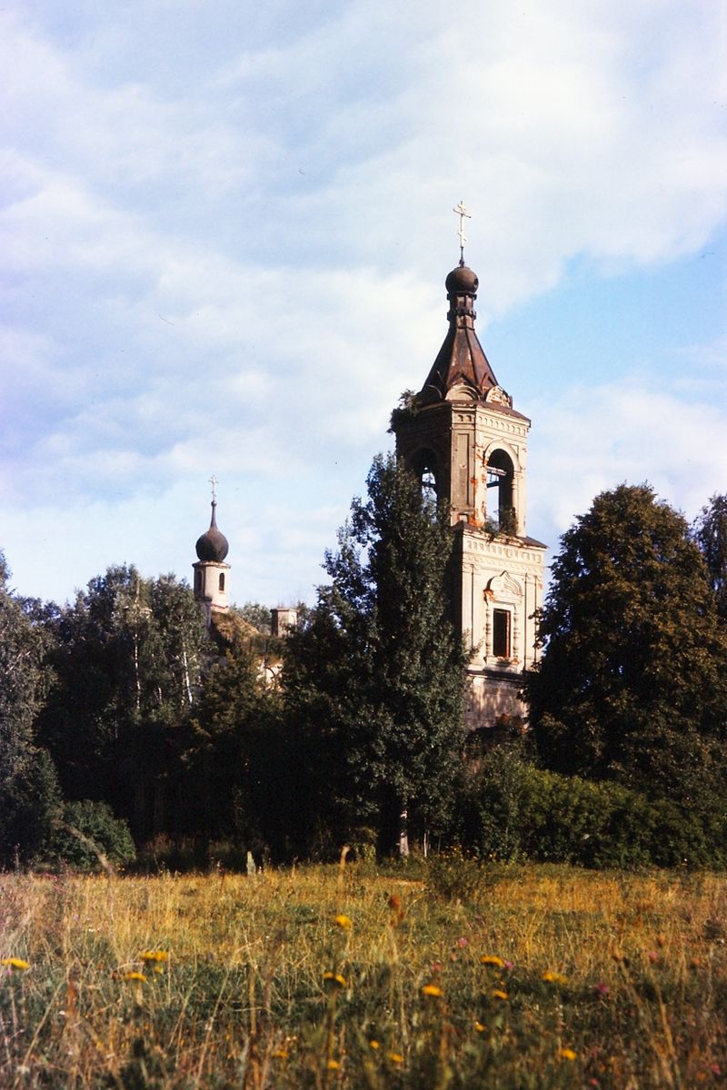 Церковь Троицы Живоначальной, Запажье (Жуковский район, Калужская область). фасады