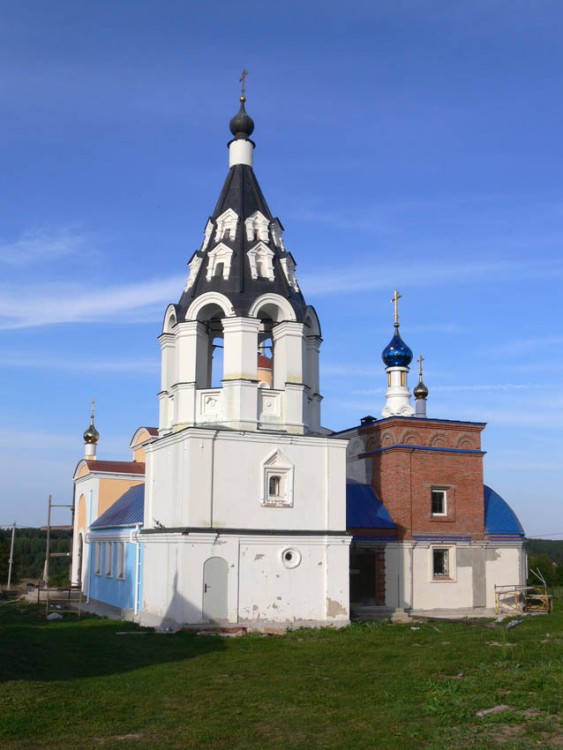 Церковь Илии Пророка, Ильинское (Жуковский район, Калужская область). фасады