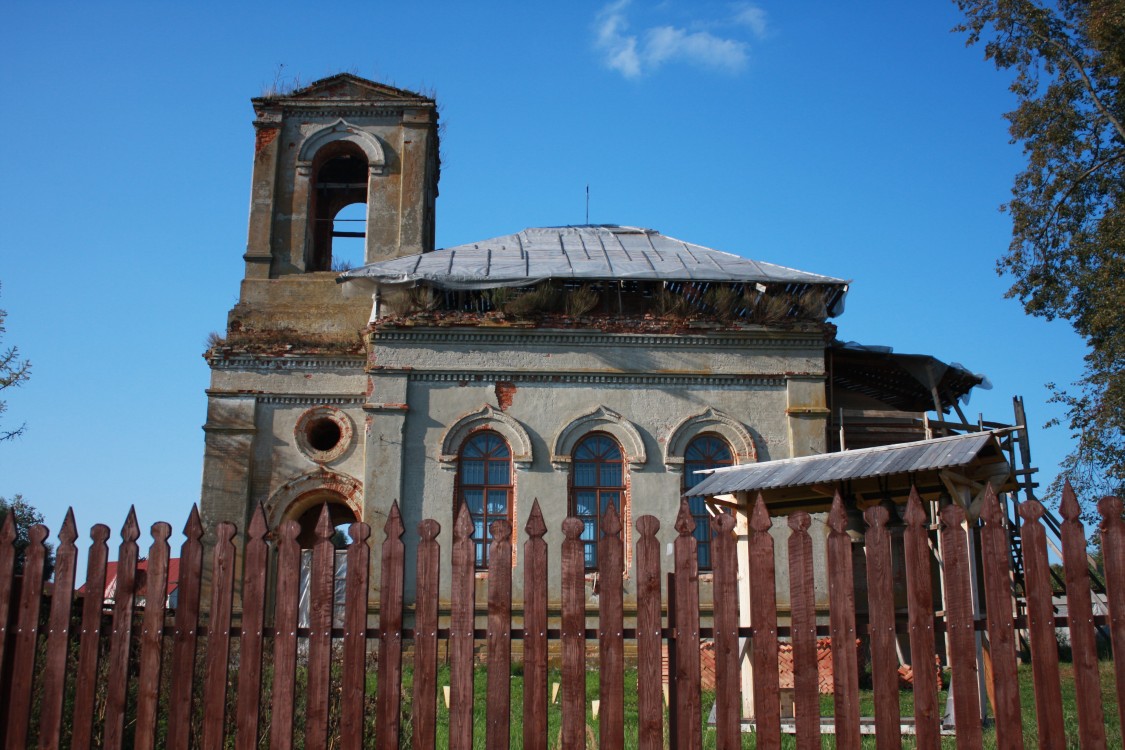 Церковь Николая Чудотворца, Поречье (Малоярославецкий район, Калужская область). фасады