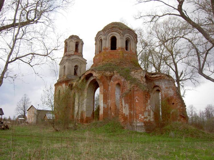 Церковь Никиты мученика, Казариново (Малоярославецкий район, Калужская область). общий вид в ландшафте