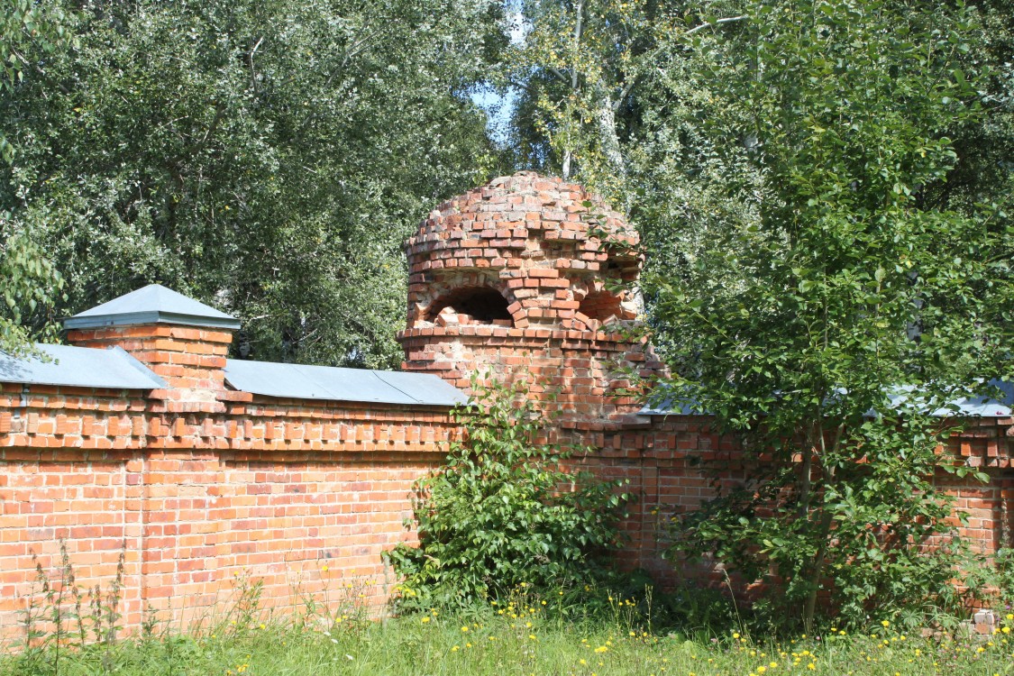 Дмитриевский Погост. Церковь Успения Пресвятой Богородицы. дополнительная информация, Башня ограды