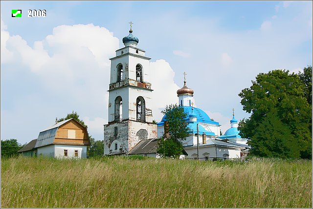 Церковь Покрова Пресвятой Богородицы, Давыдовское (Кольчугинский район, Владимирская область). фасады, Вид с северо-запада, с берега водохранилища на р. Пекша