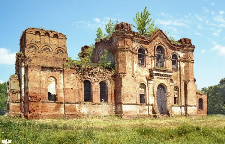 Церковь Покрова Пресвятой Богородицы, Карасевка (Богодуховский район, Украина, Харьковская область). фасады