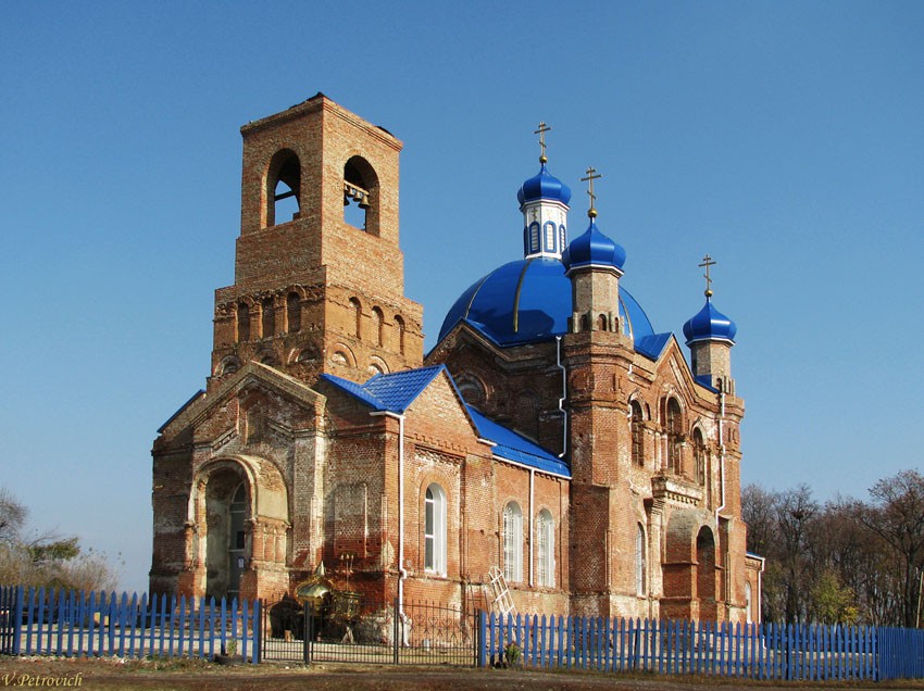 Церковь Покрова Пресвятой Богородицы, Карасевка (Богодуховский район, Украина, Харьковская область). фасады