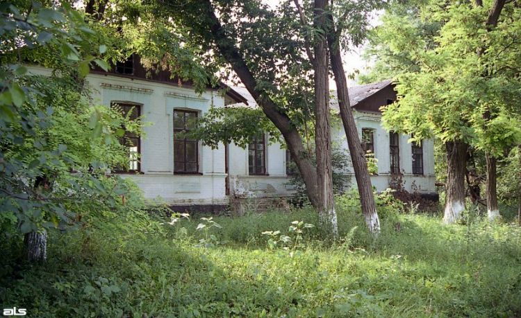 Церковь Троицы Живоначальной, Корбины Иваны (Богодуховский район, Украина, Харьковская область). фасады
