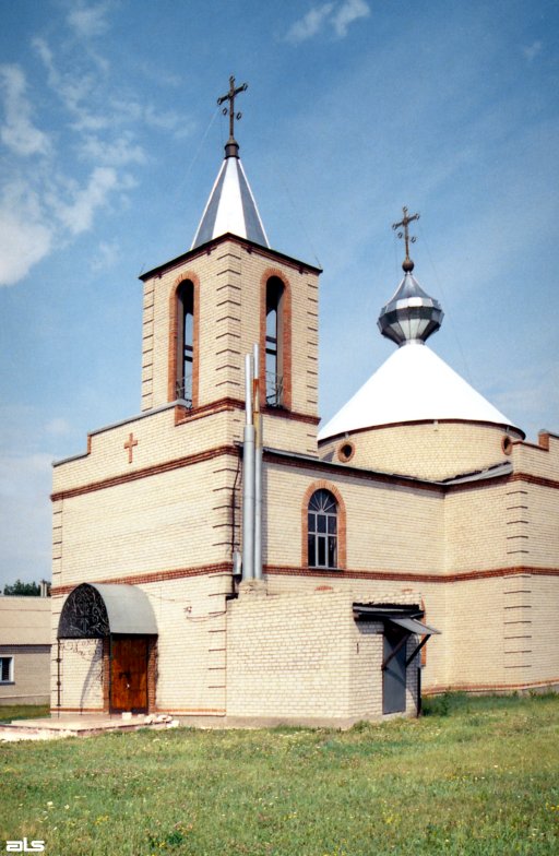 Церковь Троицы Живоначальной, Шевченково (Купянский район, Украина, Харьковская область). фасады