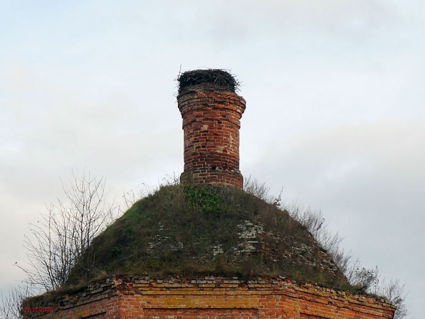 Церковь Космы и Дамиана, Клетино (Мещовский район, Калужская область). архитектурные детали
