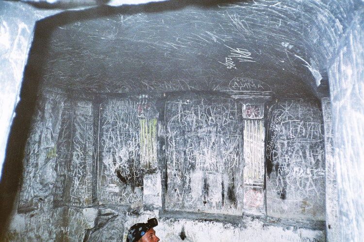 Белогорский Воскресенский монастырь, Кирпичи (Белогорье) (Подгоренский район, Воронежская область). интерьер и убранство, 
