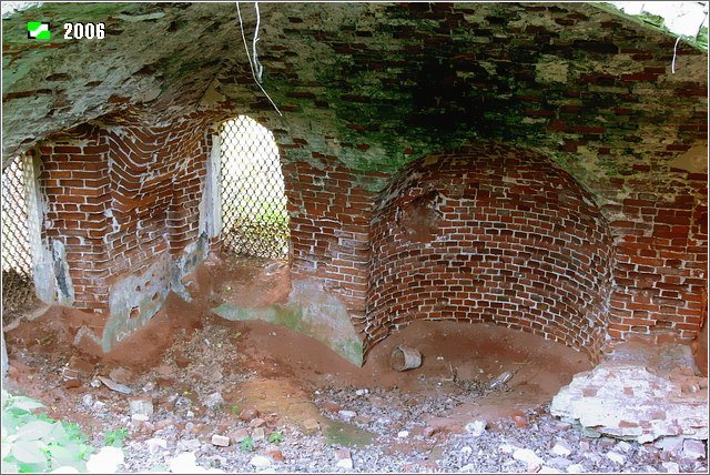 Церковь Иоанна Богослова, Меркутино (Вязниковский район, Владимирская область). интерьер и убранство, Интерьер алтарной части в уровне первого яруса