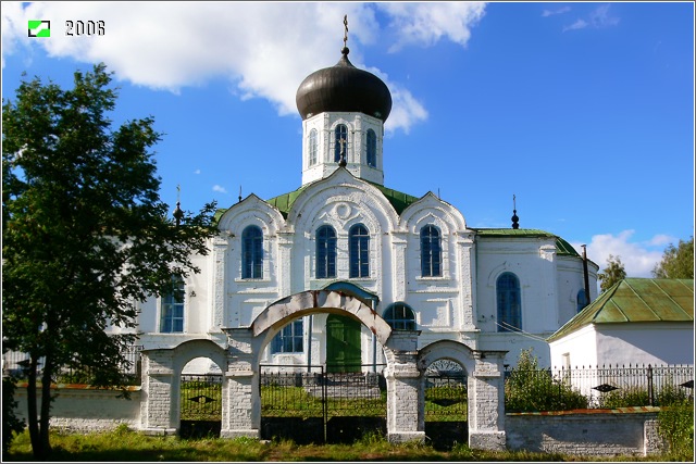 Старые Котлицы. Церковь Николая Чудотворца. фасады, Южный фасад основного объёма и южные ворота ограды