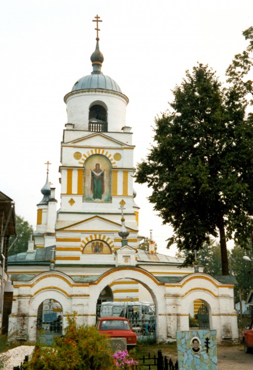 Нагуево. Церковь Покрова Пресвятой Богородицы. фасады, западный фасад