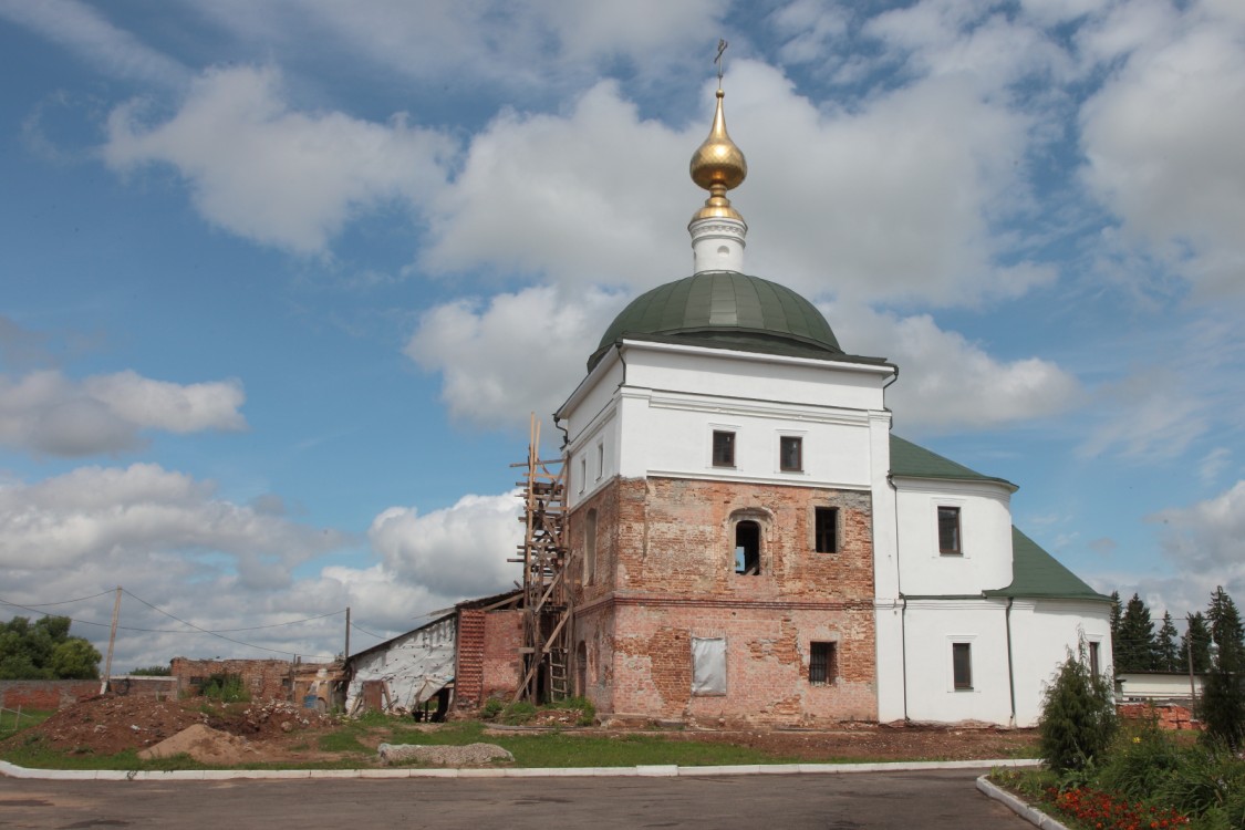 Искра. Георгиевский монастырь. Церковь Георгия Победоносца. фасады