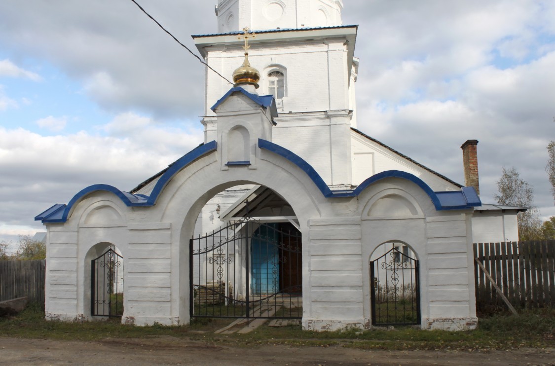 Церковь Покрова Пресвятой Богородицы, Ельцы (Киржачский район, Владимирская область). дополнительная информация, Западные ворота ограды
