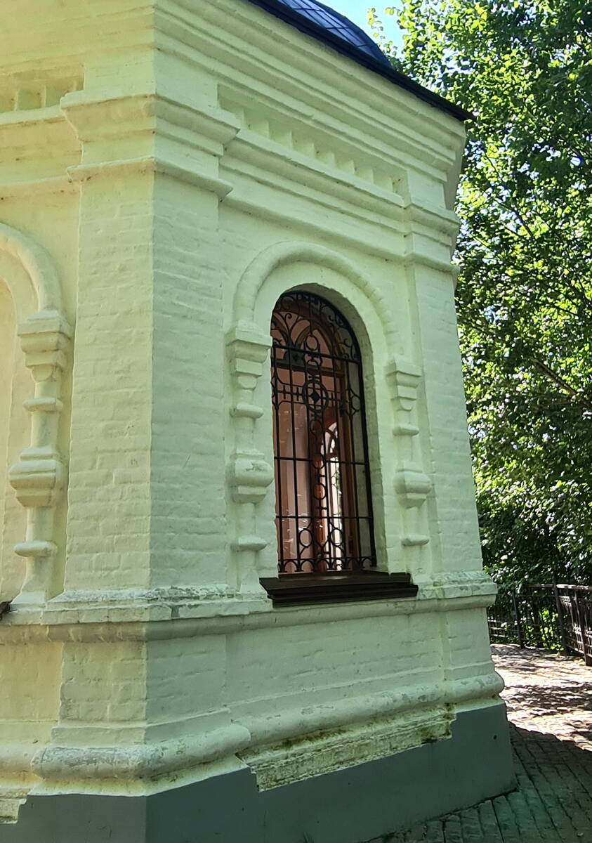 Благовещенский женский монастырь. Надкладезная часовня Романа Киржачского, Киржач (Киржачский район, Владимирская область). фасады, Северный фасад