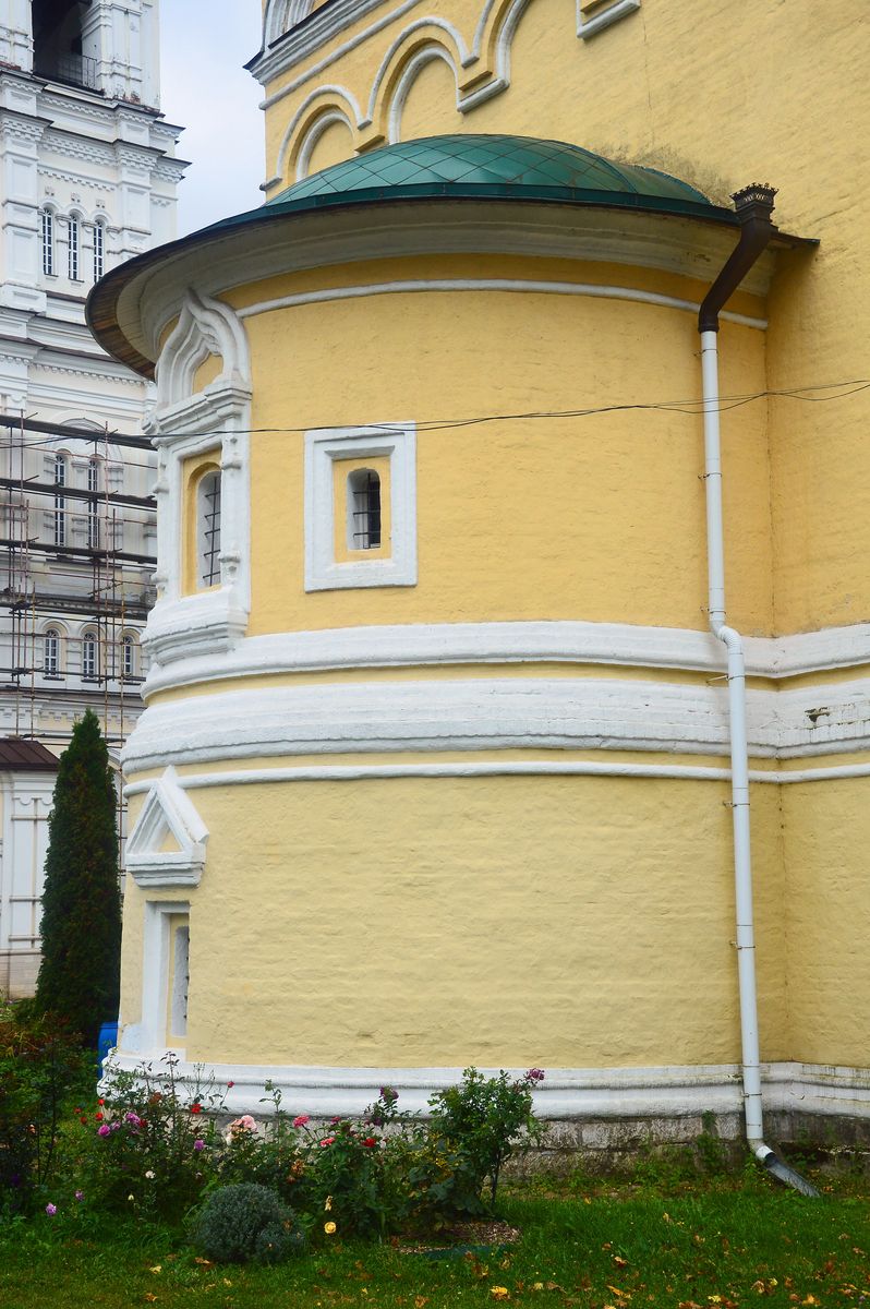 Благовещенский женский монастырь. Церковь Спаса Всемилостливого, Киржач (Киржачский район, Владимирская область). архитектурные детали, Апсида храма.