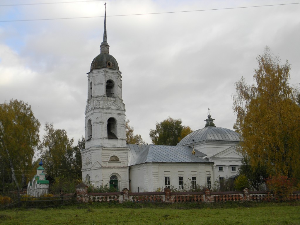 Задорожье. Церковь Покрова Пресвятой Богородицы. фасады