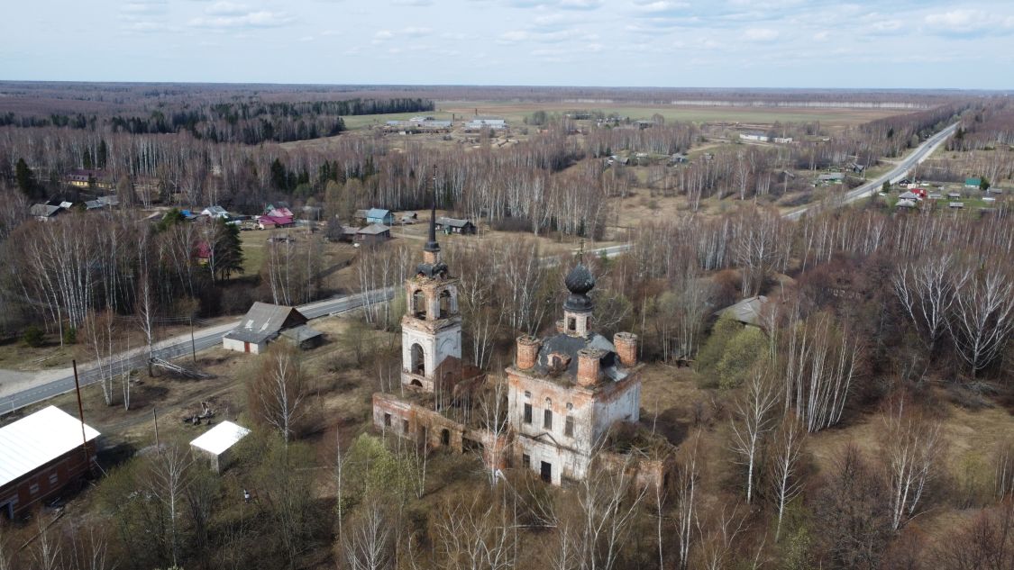 Церковь Казанской иконы Божией Матери, Новленское (Юрьевецкий район, Ивановская область). общий вид в ландшафте