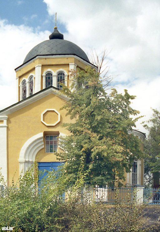 Церковь Успения Пресвятой Богородицы, Сеньково (Купянский район, Украина, Харьковская область). фасады