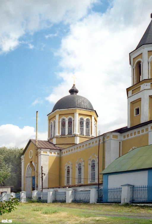 Церковь Успения Пресвятой Богородицы, Сеньково (Купянский район, Украина, Харьковская область). фасады