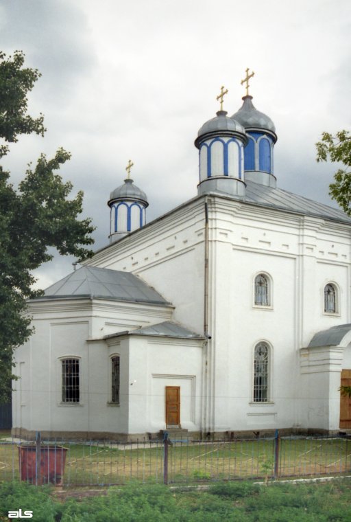 Петропавловка. Церковь Петра и Павла. фасады