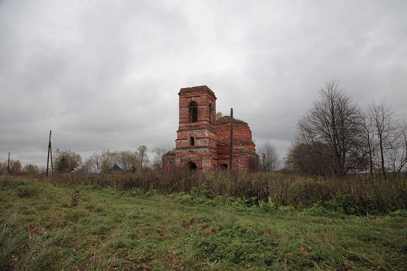 Церковь Троицы Живоначальной, Георгиевское (Калуга, город, Калужская область). общий вид в ландшафте