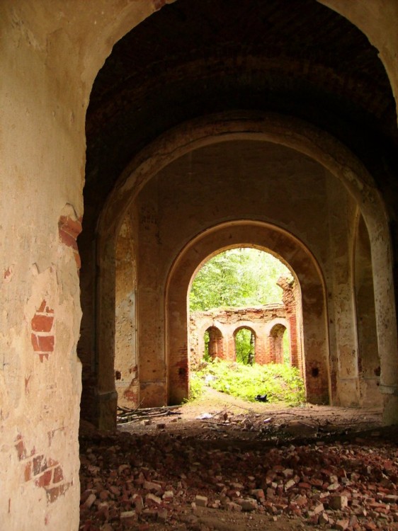 Церковь Вознесения Господня, Большая Каменка (Калуга, город, Калужская область). интерьер и убранство, Внутренняя  часть  храма.  Вид  изнутри  колокольни