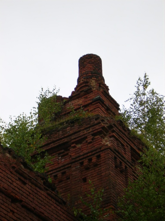Церковь Вознесения Господня, Большая Каменка (Калуга, город, Калужская область). архитектурные детали, Остаток  одного  из  куполов  с  южной  стороны  храма