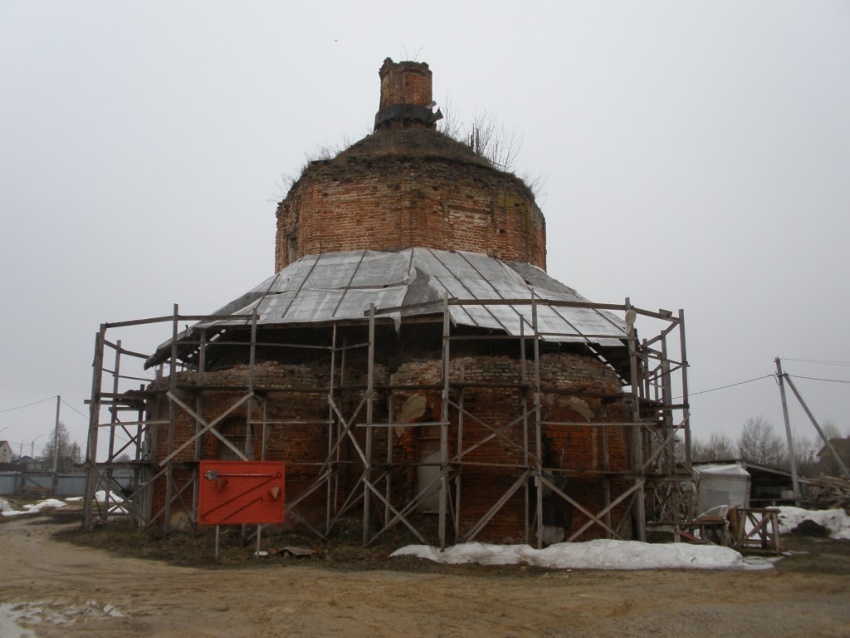 Церковь Успения Пресвятой Богородицы, Грабцево (Ферзиковский район, Калужская область). фасады, Вид с востока