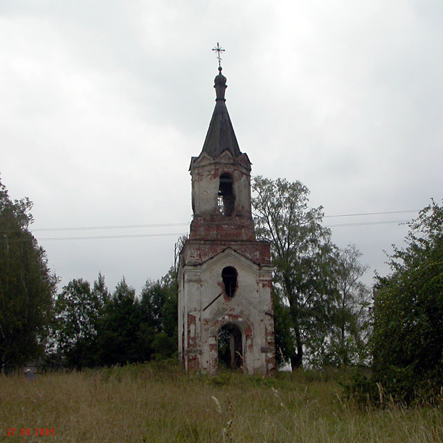 Красная Заря. Церковь Покрова Пресвятой Богородицы. фасады