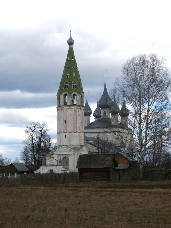 Церковь Казанской иконы Божией Матери, Кощеево (Родниковский район, Ивановская область). общий вид в ландшафте