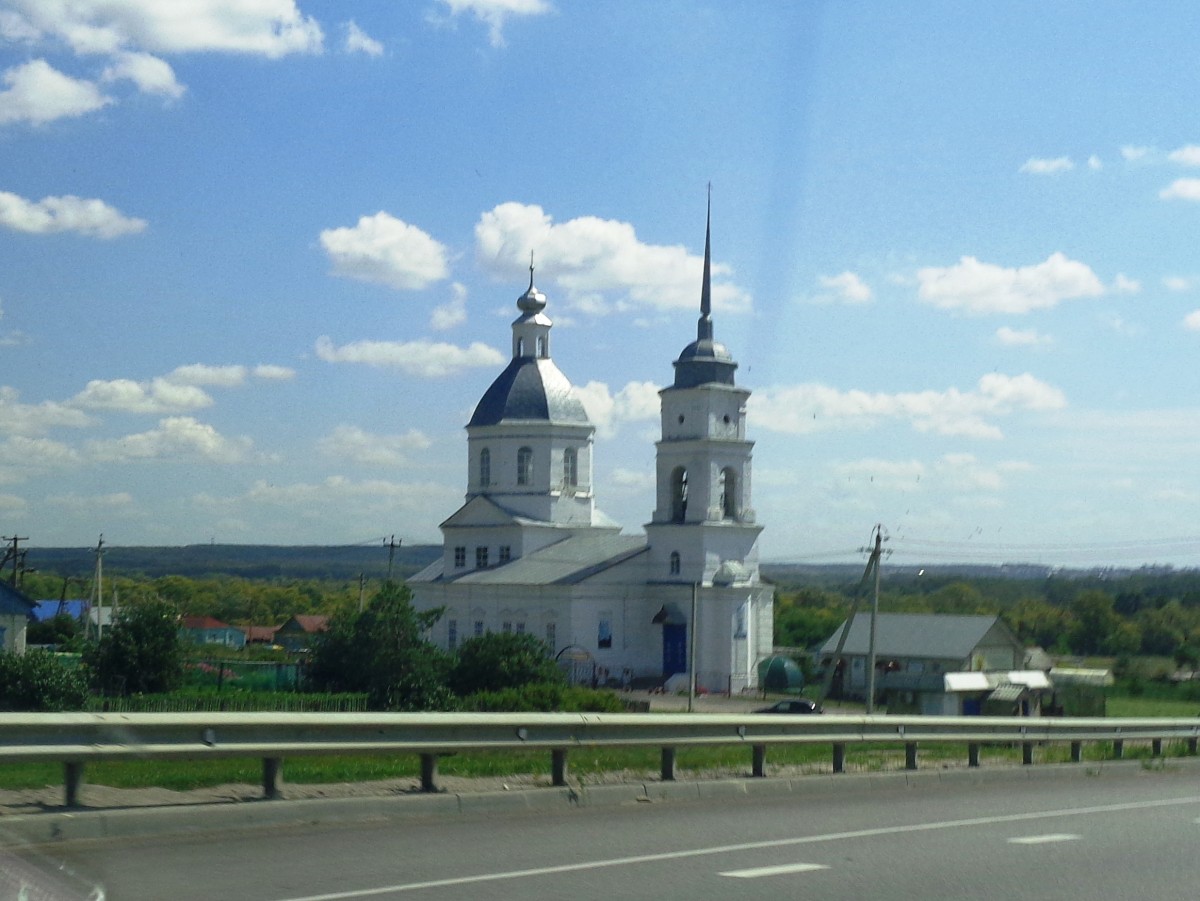 Симбухово. Церковь Михаила Архангела. фасады
