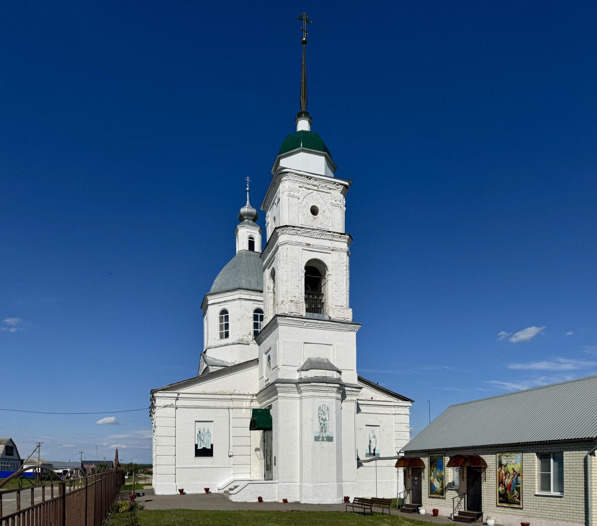 Церковь Михаила Архангела, Симбухово (Мокшанский район, Пензенская область). фасады, Вид с юго-запада