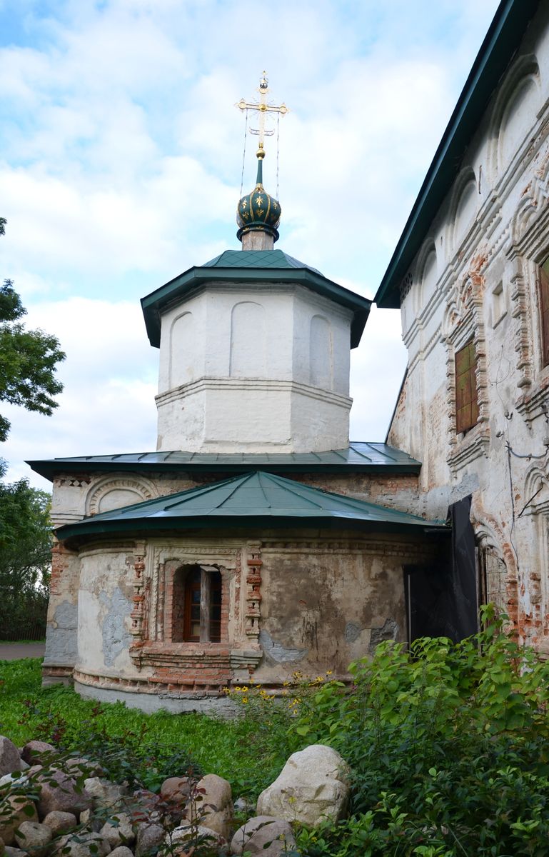 Церковь Рождества Иоанна Предтечи, Торопец (Торопецкий район, Тверская область). архитектурные детали