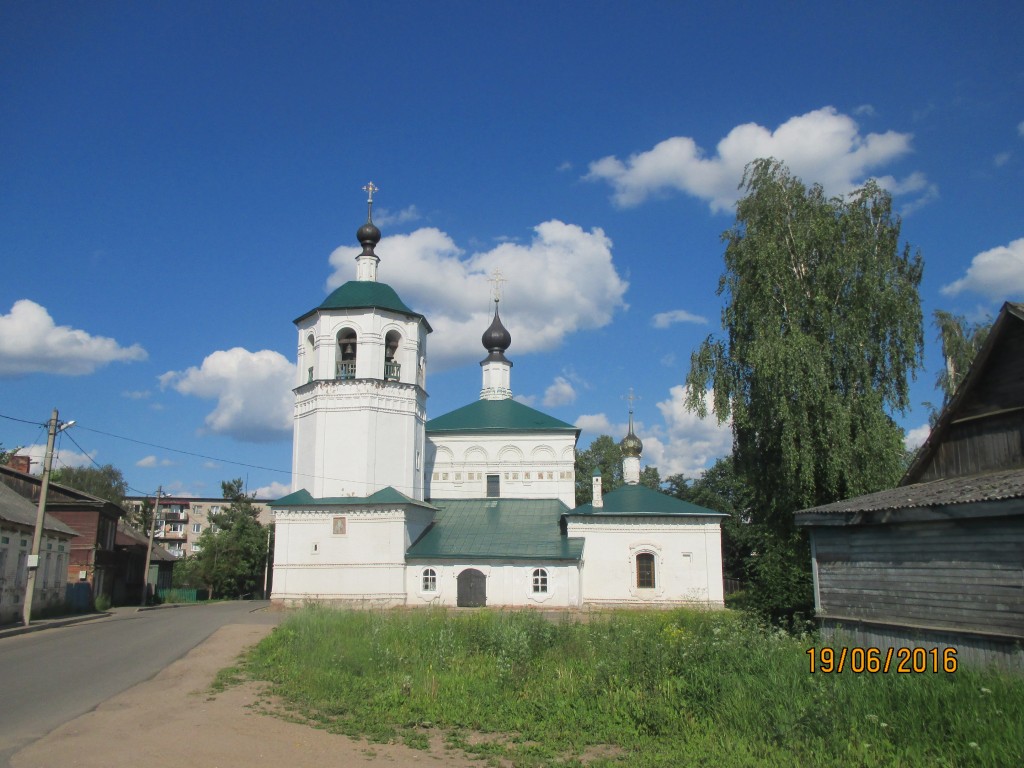 Торопец. Церковь Спаса Преображения. фасады