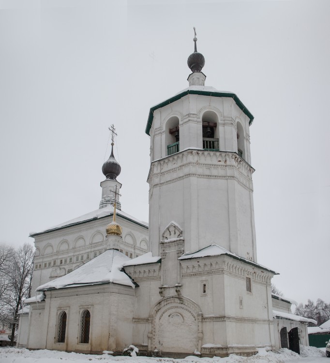 Торопец. Церковь Спаса Преображения. фасады