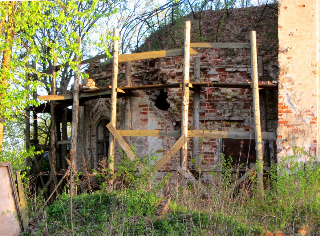 Торопец. Церковь Успения Пресвятой Богородицы. архитектурные детали