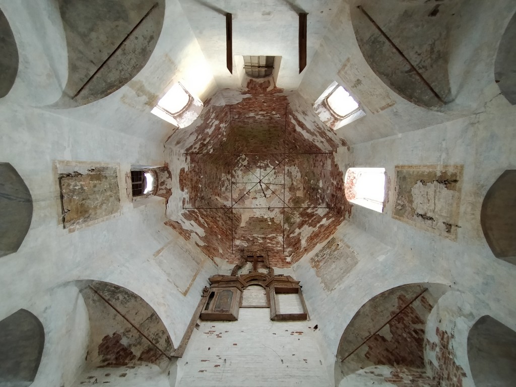 Церковь Успения Пресвятой Богородицы, Торопец (Торопецкий район, Тверская область). интерьер и убранство