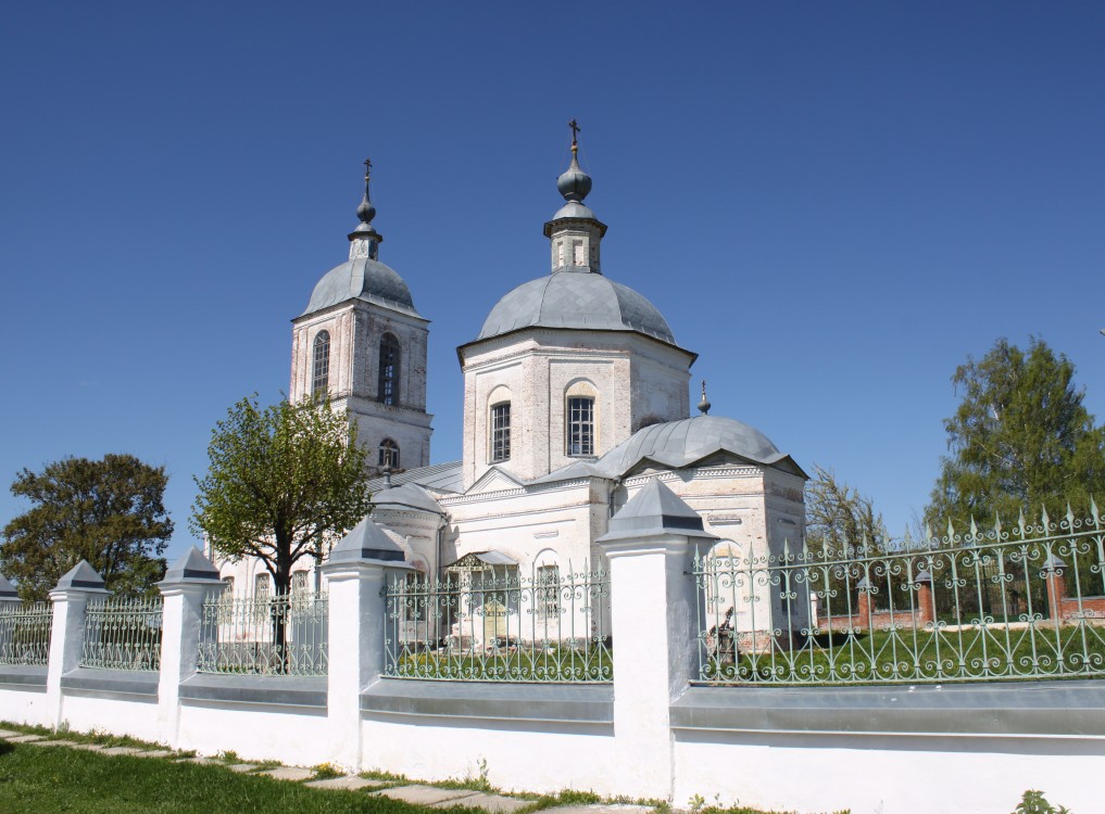 Юрово. Церковь Николая Чудотворца. фасады, Вид с юго-востока