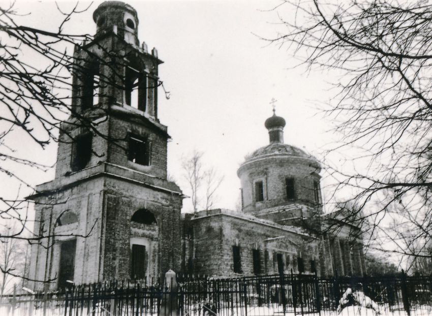Церковь Успения Пресвятой Богородицы, Карачарово (Собинский район, Владимирская область). фасады