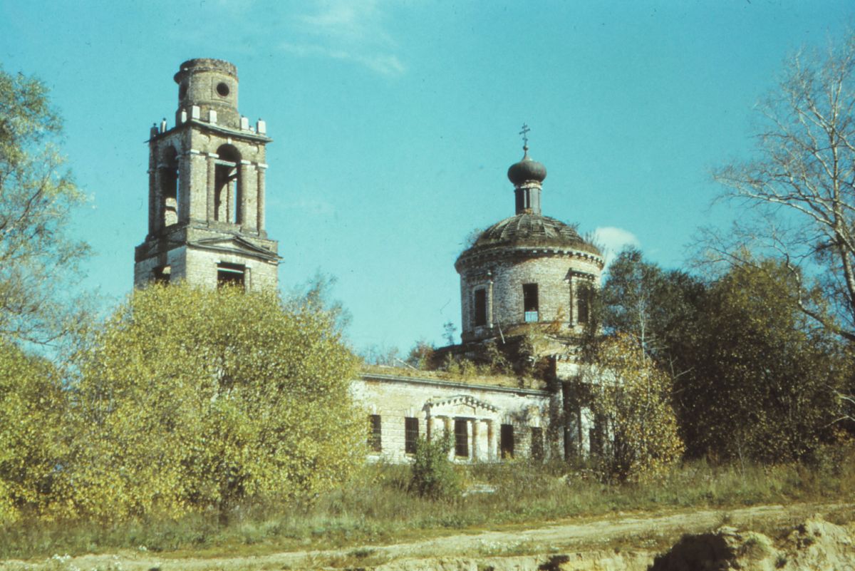 Церковь Успения Пресвятой Богородицы, Карачарово (Собинский район, Владимирская область). фасады