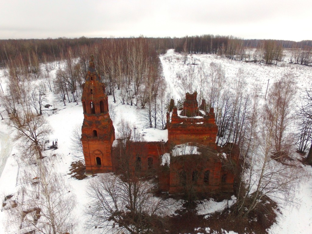 Большая Каменка. Церковь Вознесения Господня. общий вид в ландшафте, Вид с юга, фото с квадрокоптера