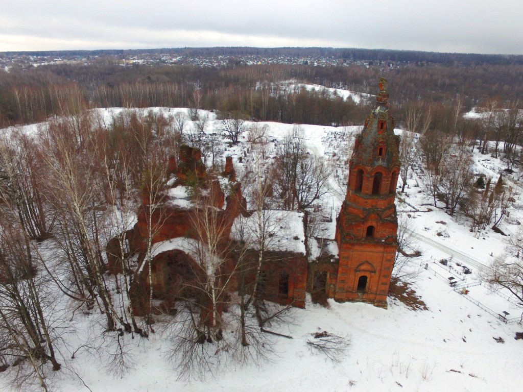 Большая Каменка. Церковь Вознесения Господня. общий вид в ландшафте, Вид с севера, фото с квадрокоптера