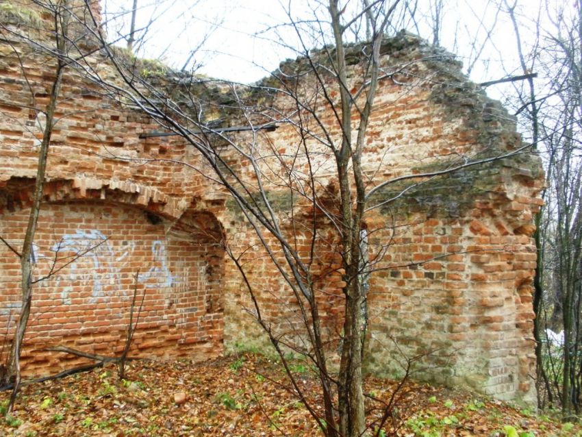 Церковь Георгия Победоносца на Поляне, Галкино (Калуга, город, Калужская область). архитектурные детали, Фрагмент интерьера средней части, юго-восточный угол.