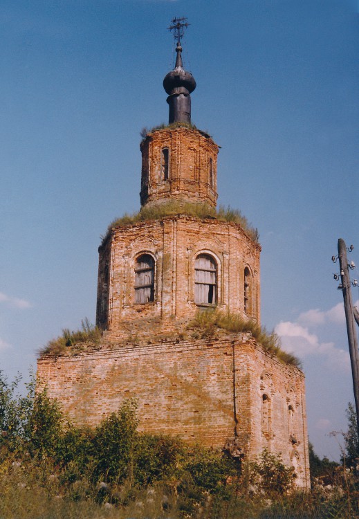 Церковь Петра и Павла, Маслихово (Мещовский район, Калужская область). фасады